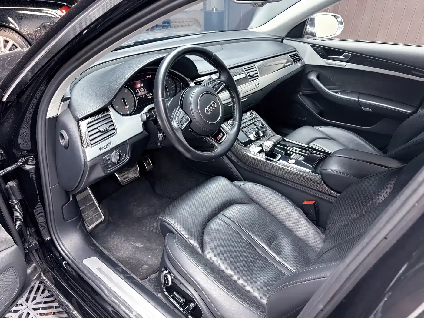 Audi S8 2012 2013 S8 4.0TFSI quattro