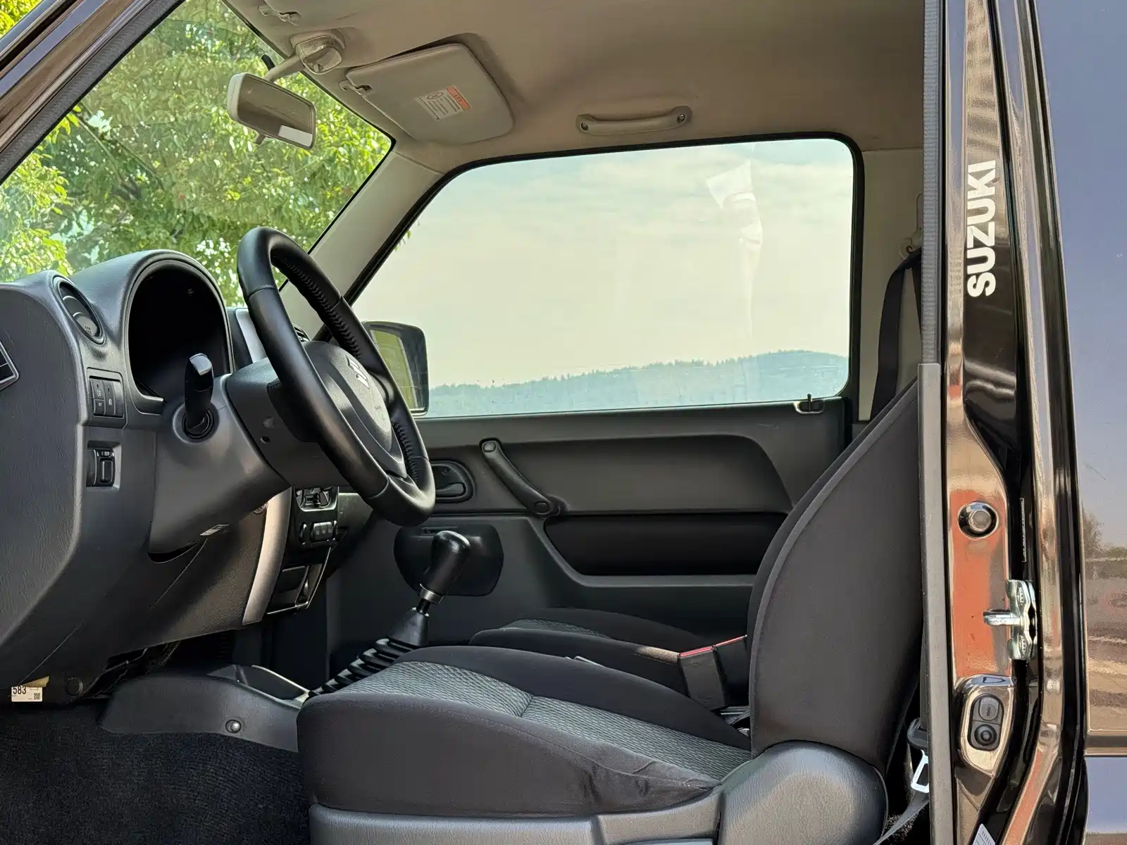 Фото 5 - Suzuki Jimny (Import)