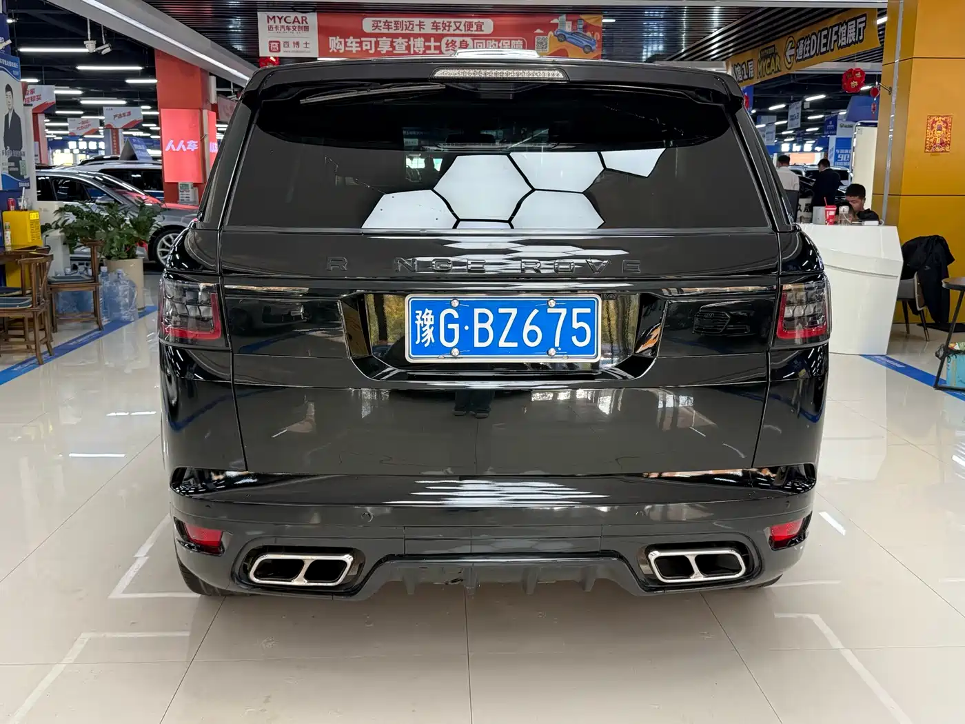 Land Rover Range Rover Sport 2014 3.0 SC V6 Trendsetting Genesis Edition фото 17
