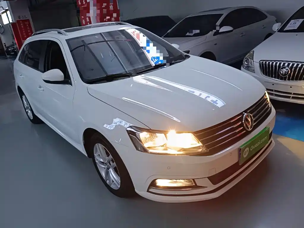 صورة 4 - Volkswagen Lavida Tour