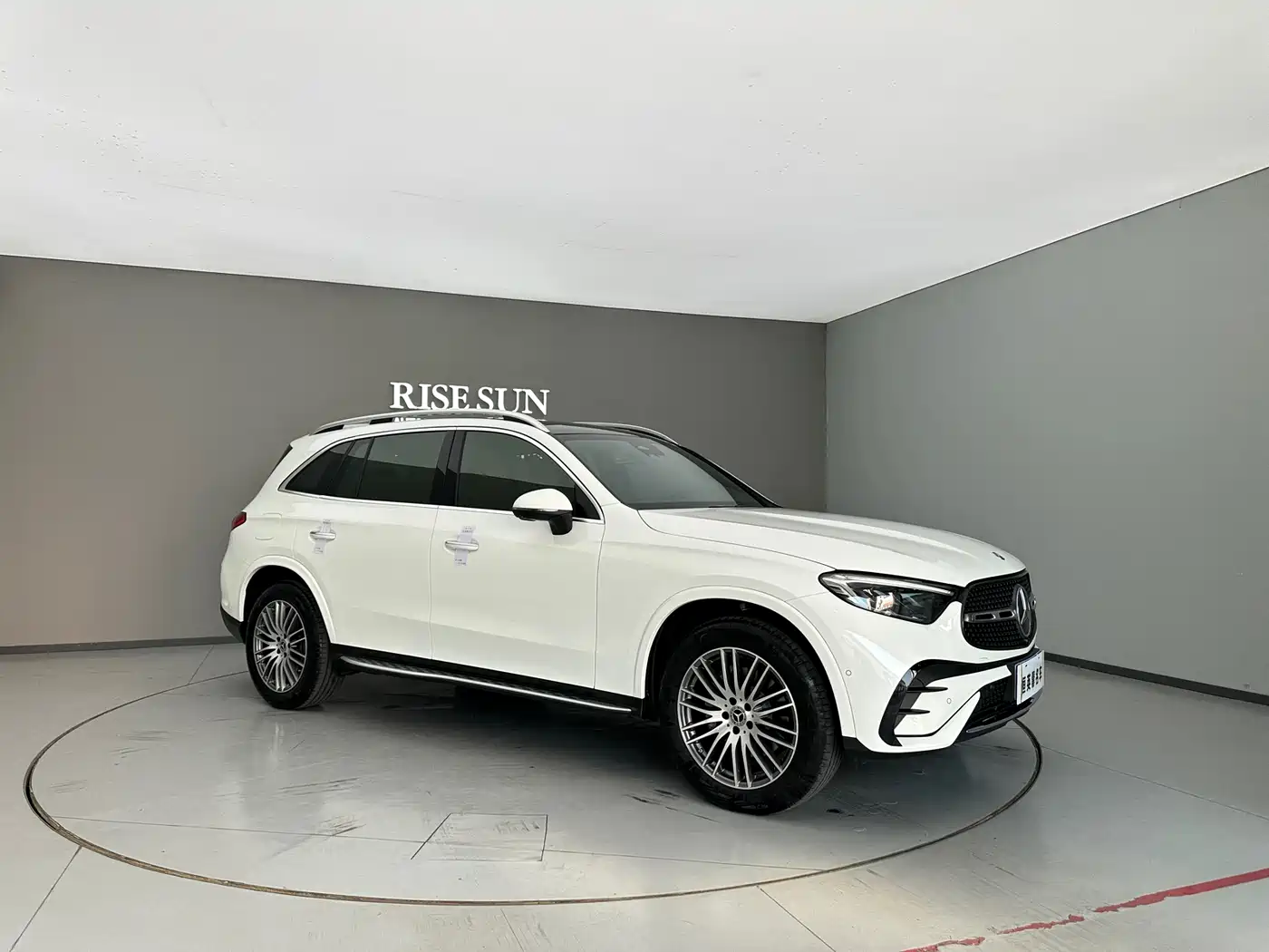 Mercedes-Benz GLC 2025 GLC 300 L 4MATIC Dynamic 5-seater фото 3