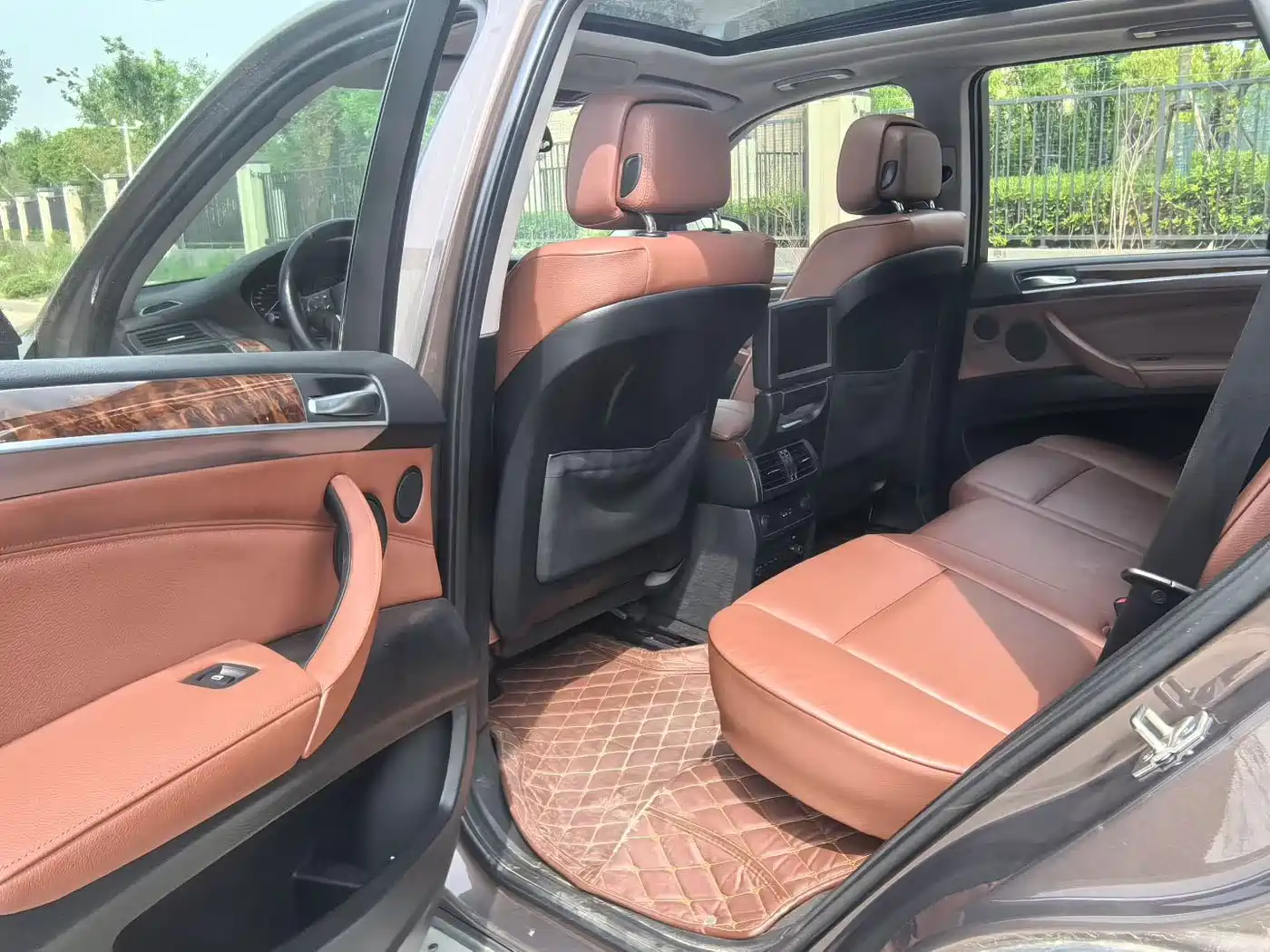 BMW X5 (Import) 2011 xDrive35i Luxury Edition фото 5