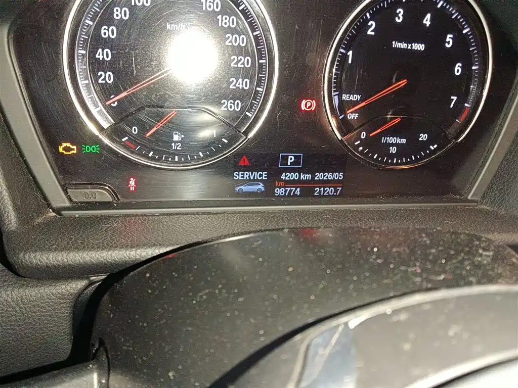BMW 2 Series Touring 2018 218i Luxury Line фото 5