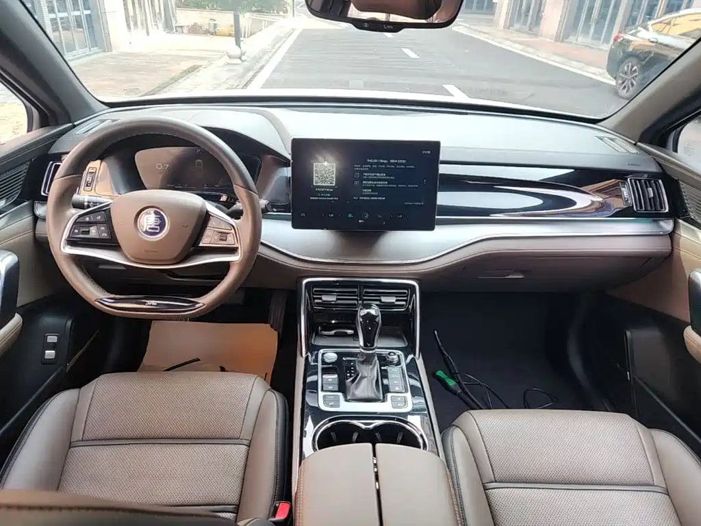 BYD Tang 2021 2021 2.0T Automatic Flagship