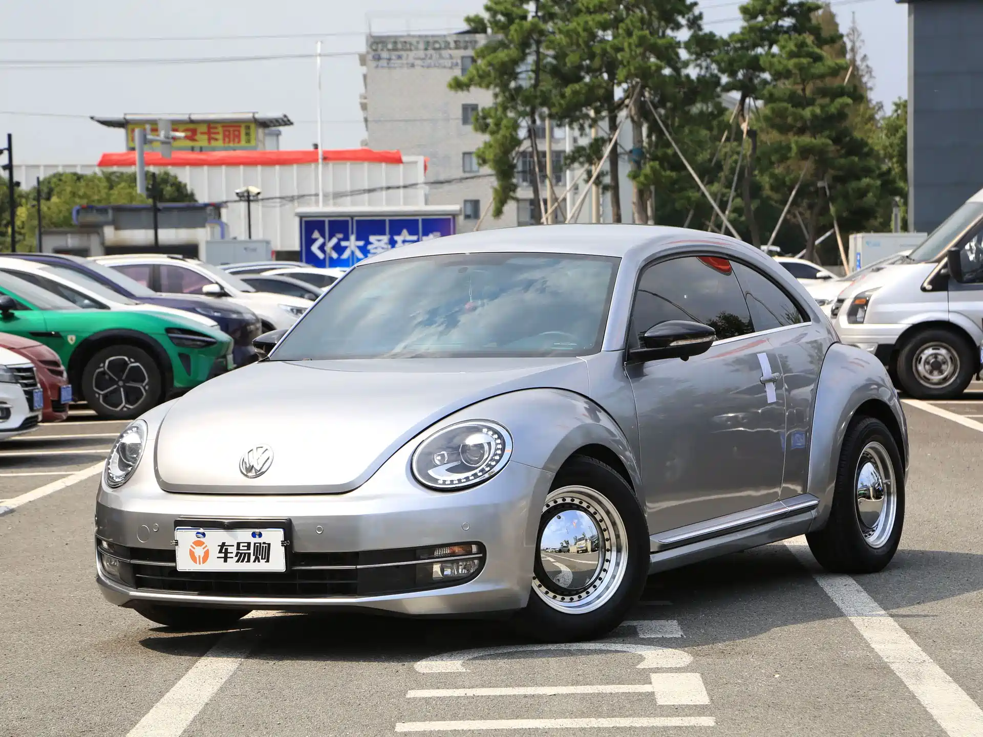 صورة 1 - Volkswagen Beetle