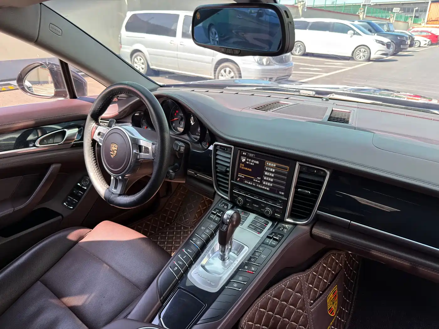 Porsche Panamera 2014 Panamera Executive 3.0T фото 13