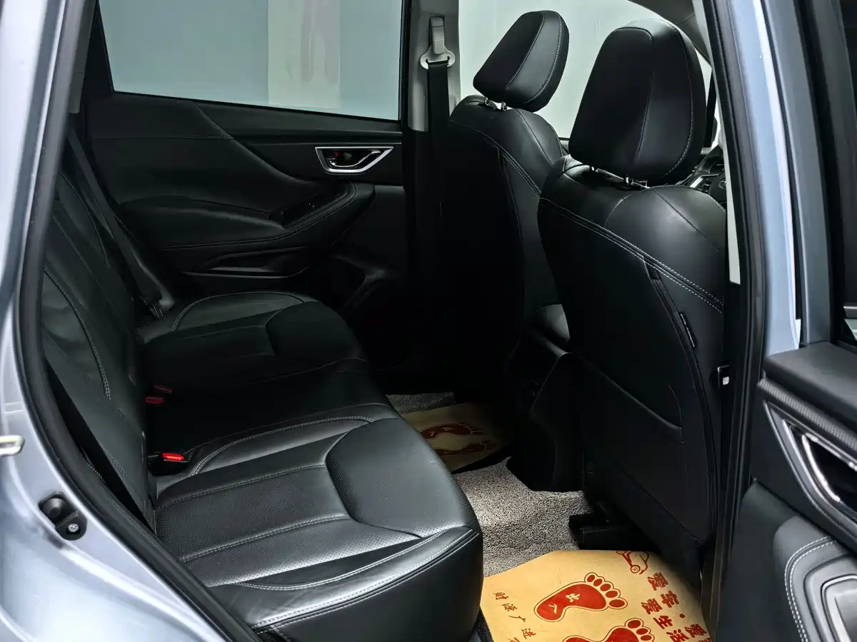 Subaru Forester 2020 2.0i Luxury Edition фото 24