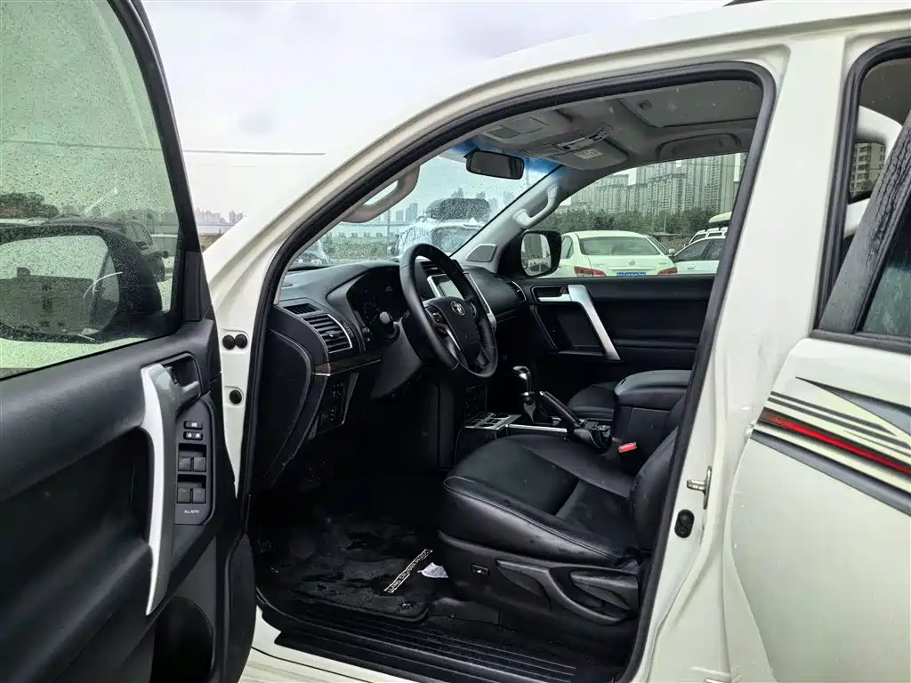 Toyota Prado 2018 3.5L Auto TX фото 19
