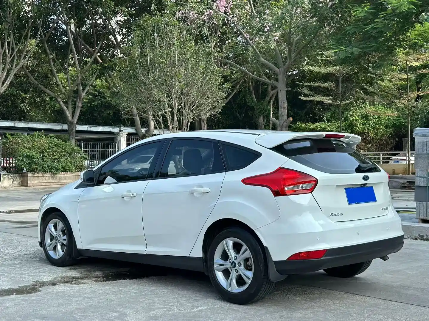 Фото 9 - Ford Focus