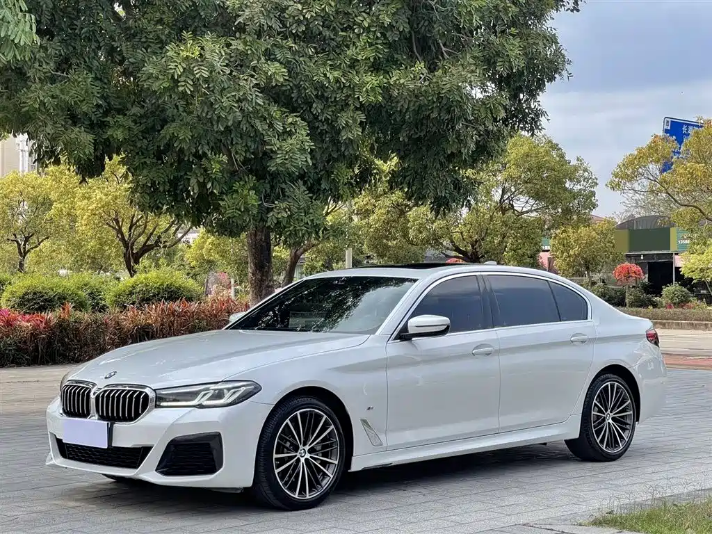 BMW 5 Series 2022 Facelift 530Li Leading M Sport Package