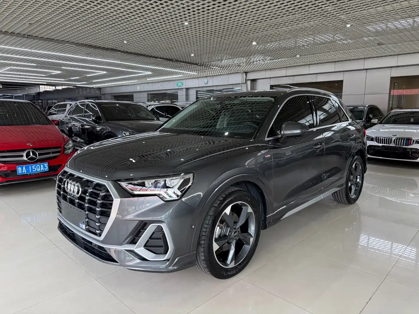 Audi Q3 2023 35 TFSI Fashion Dynamic (1.4T)