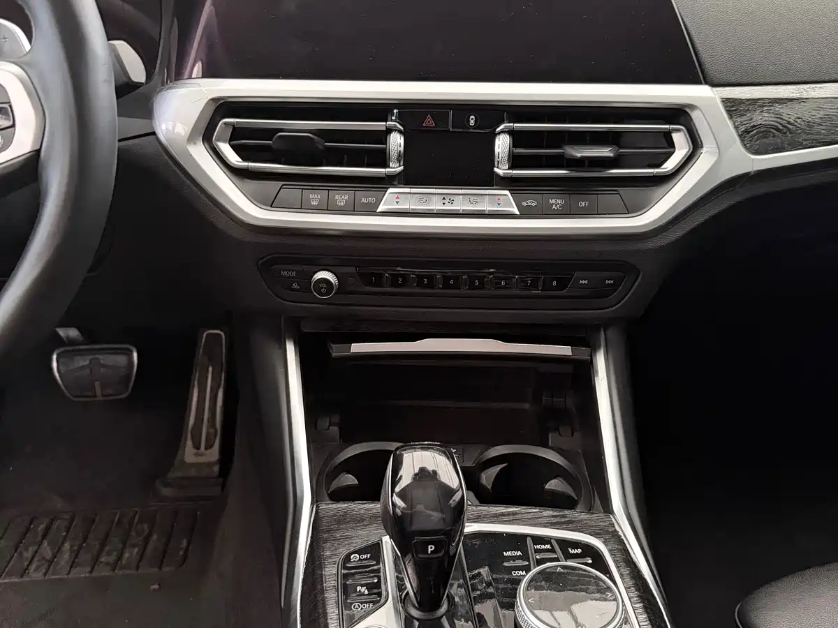 BMW 4 Series 2021 425i M Sport Black Night Edition фото 14