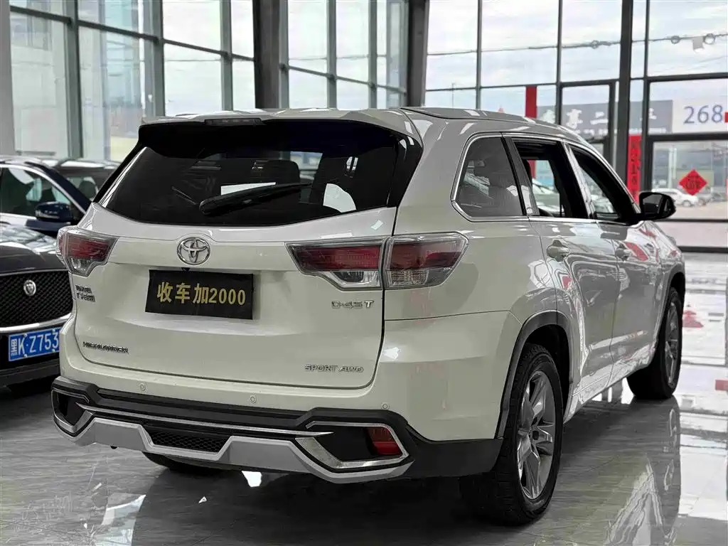 Toyota Highlander 2015 2.0T AWD Luxury Edition 7-seater фото 8