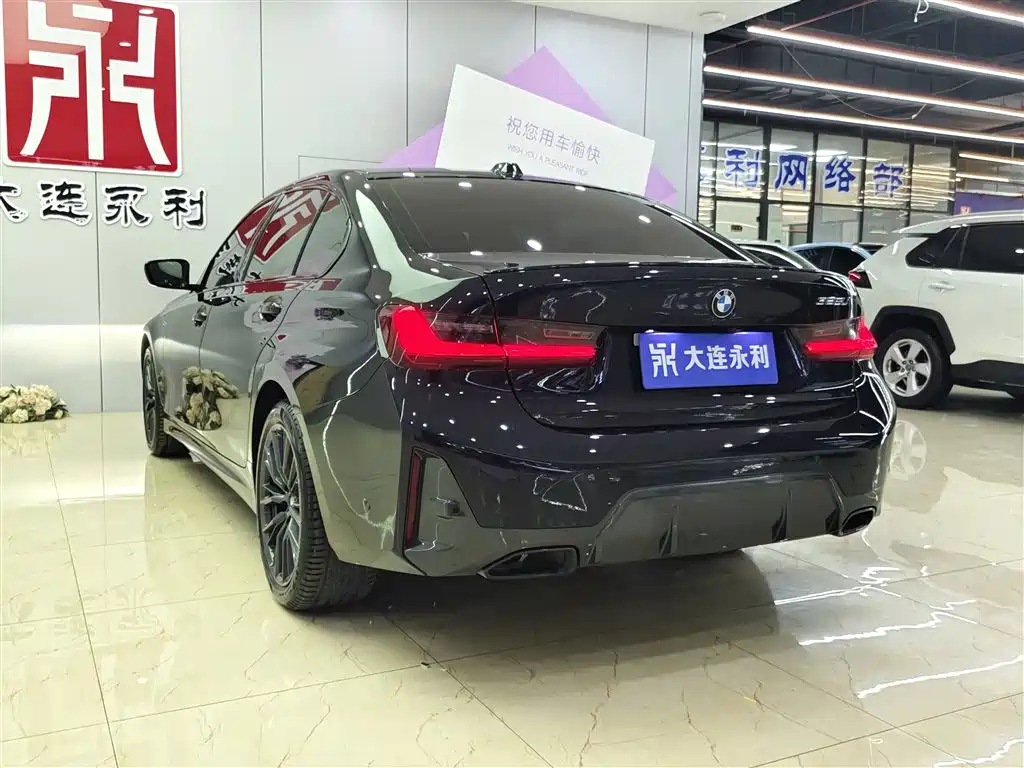 BMW 3 Series 2023 325Li M Sport Black Night Package фото 4
