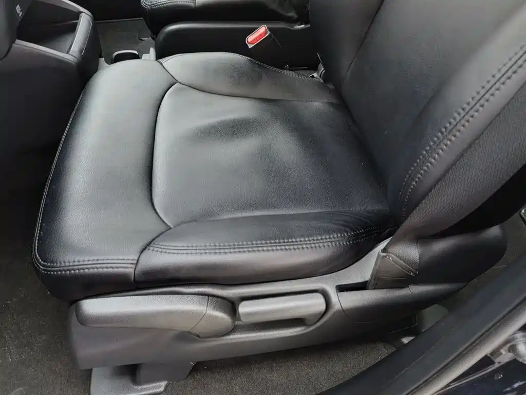 Honda Odyssey 2024 2.0L e:HEV Sharp·Comfort Edition фото 20