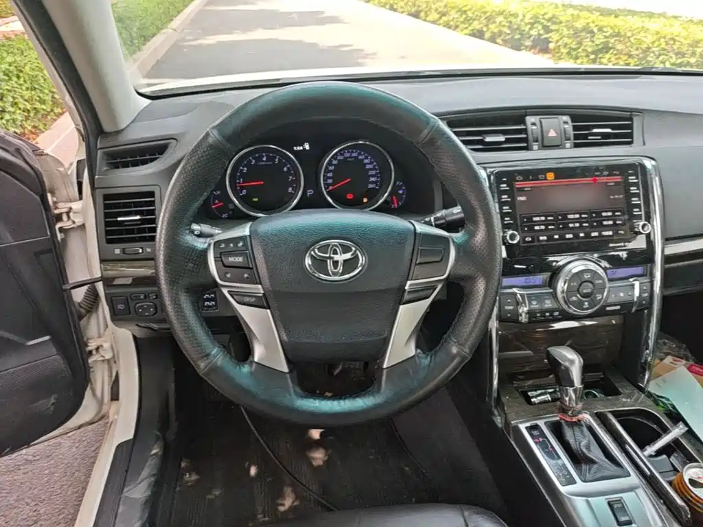 Toyota Reiz 2016 2013 2.5V Elite Edition
