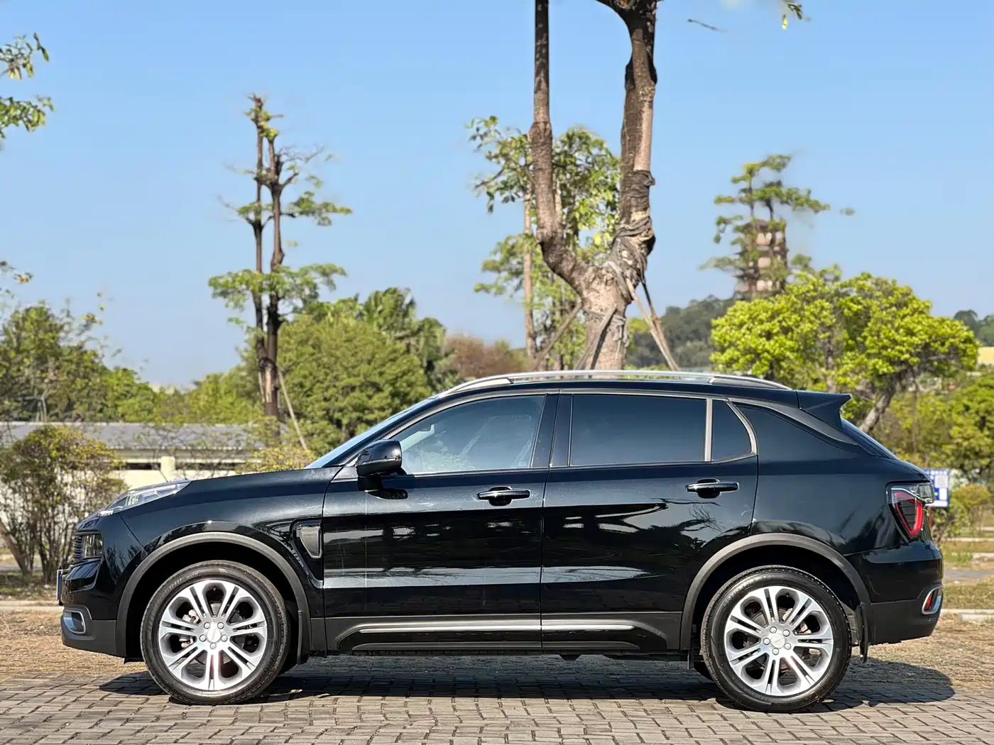 Lynk & Co 01 2019 2.0T 2WD Type Pro Version China V фото 4