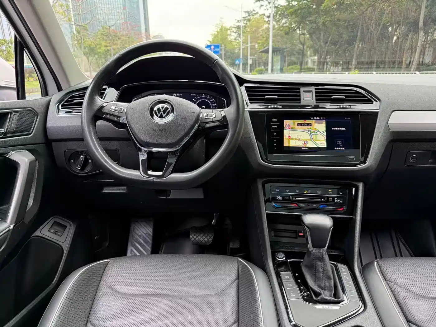 VOLKSWAGEN TIGUAN L NEW ENERGY