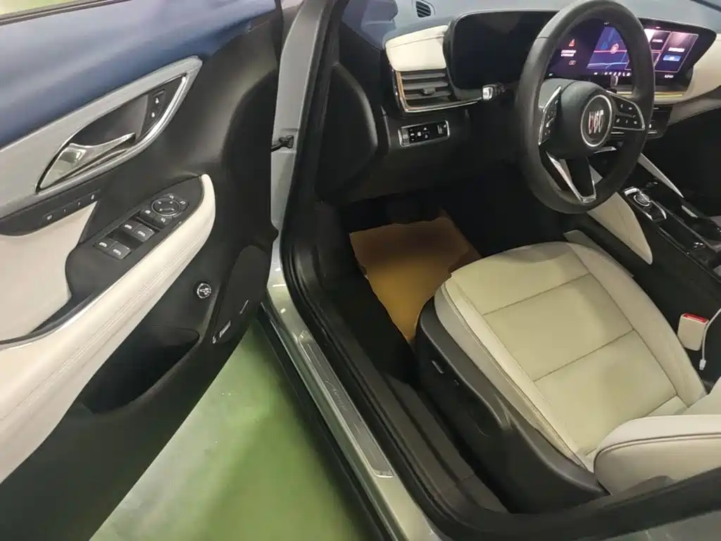 Buick Envision Plus 2026 2024 Enclave Plus 4WD Avenir Aivia
