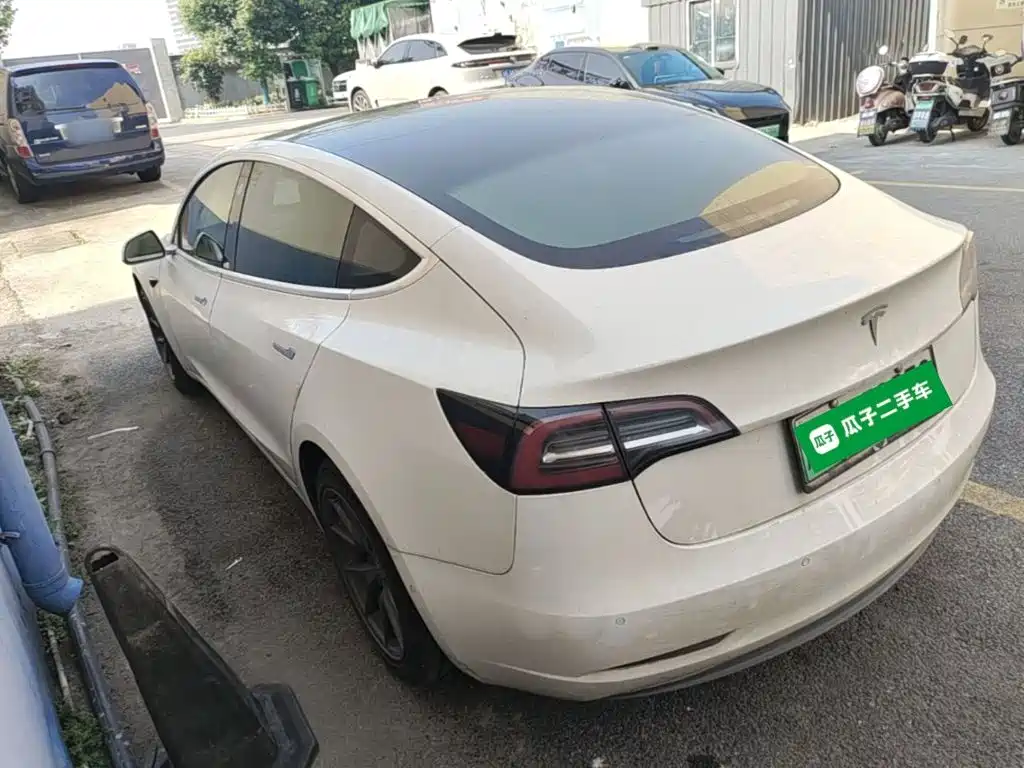 Tesla Model 3 (Import) 2020 2019 Long Range All-Wheel Drive Edition