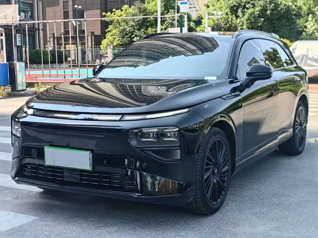 XPeng G9