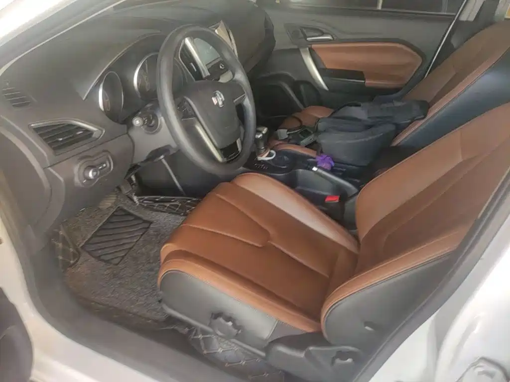 MG GT 2018 2016 Model 1.5L Automatic Premium Luxury Edition