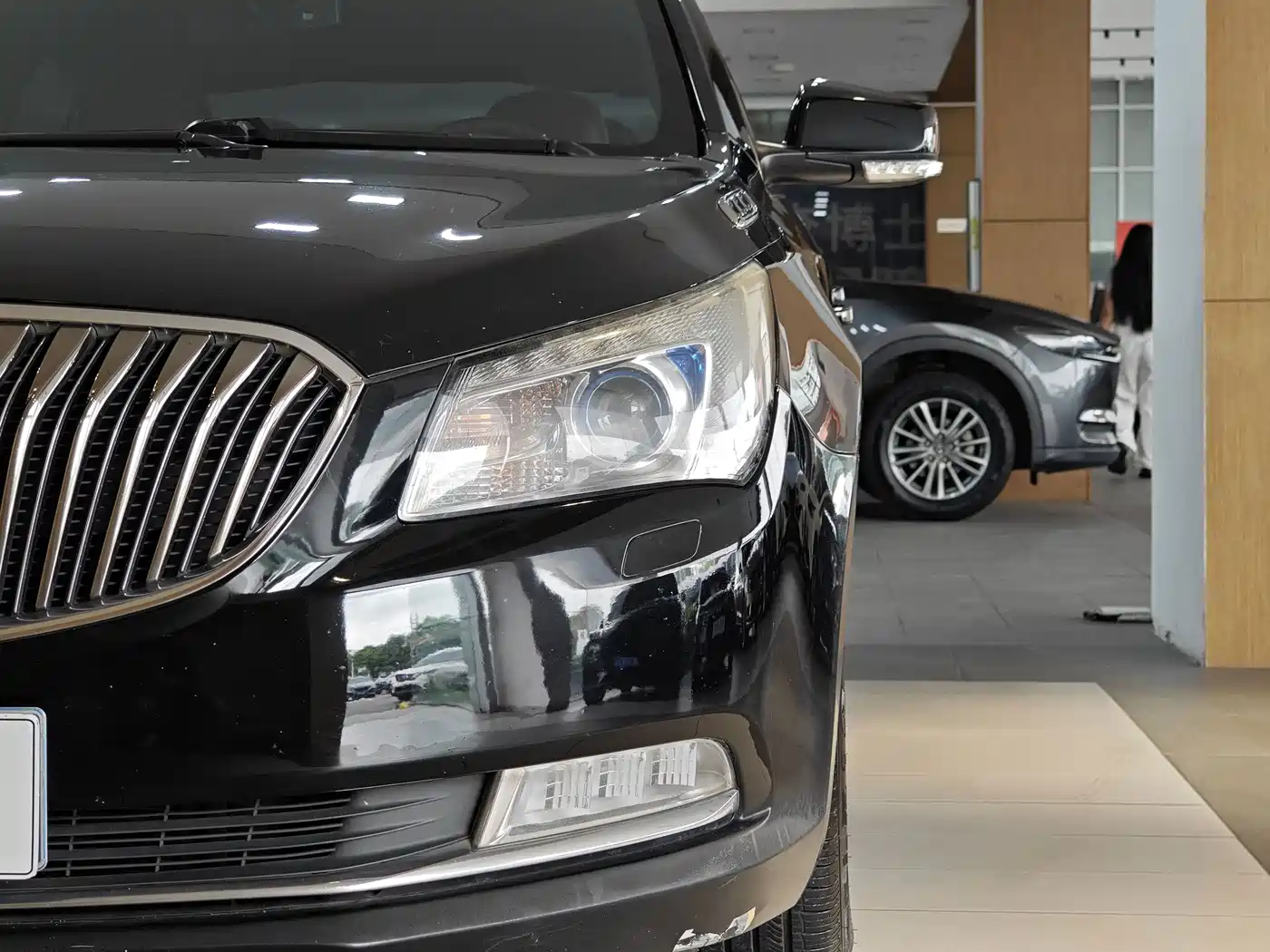 Фото 2 - Buick LaCrosse