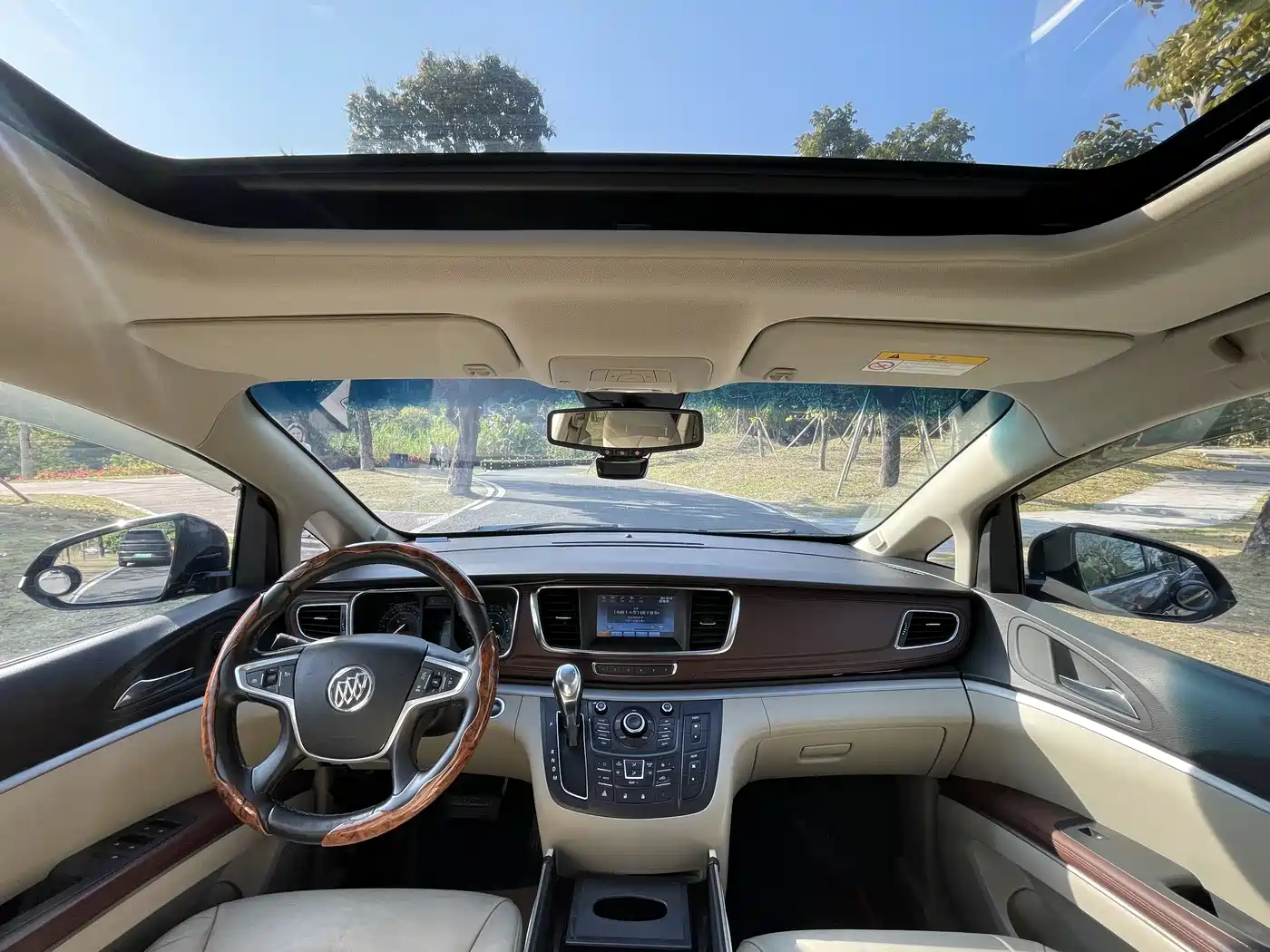 Buick GL8 2014 2.4L LT Luxury Business Executive фото 5