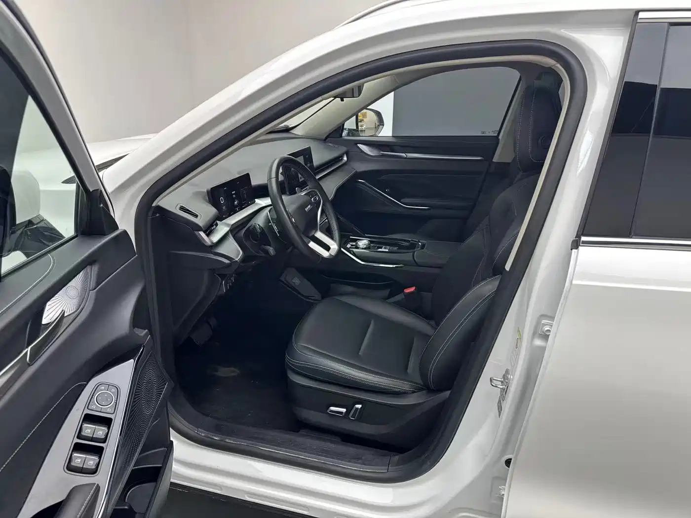 Haval H6 2022 3rd Gen 1.5T Auto 2WD Pro фото 5