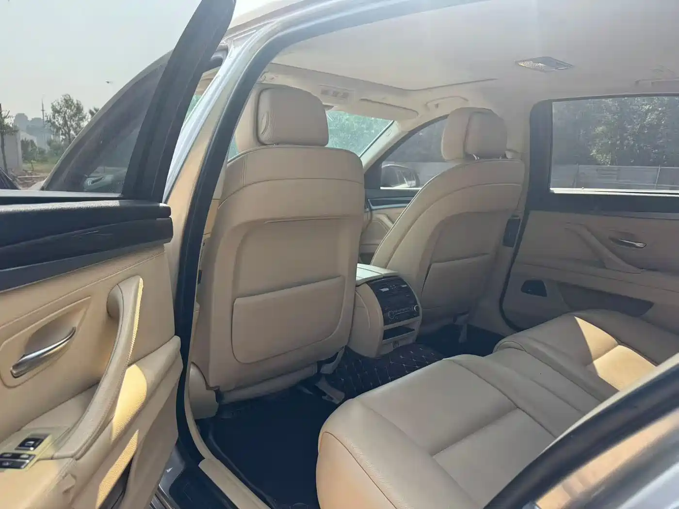 Фото 8 - BMW 5 Series