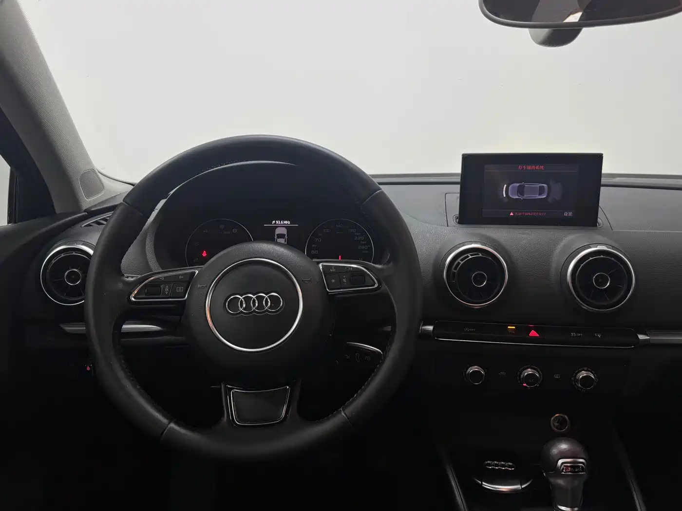Audi A3 2015 2014 Limousine 35 TFSI Auto Trend