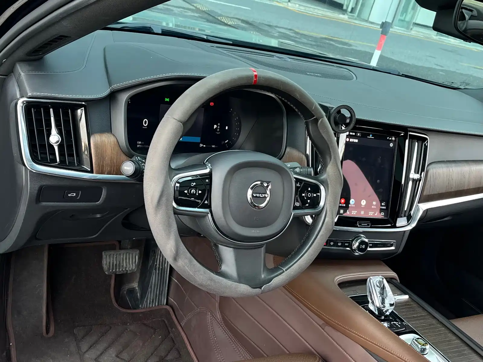 Photo 12 - Volvo S90