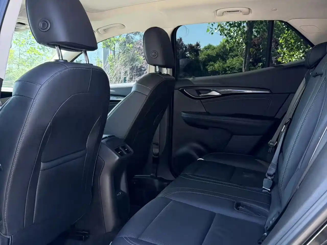 Buick Envision S 2022 Envision S 552T 2WD Luxury фото 9