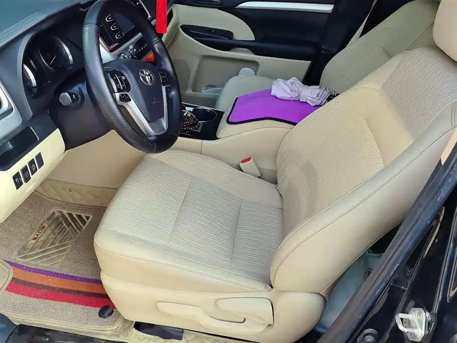 Toyota Highlander 2018 2.0T 4WD Elite 7-seater China VI фото 9