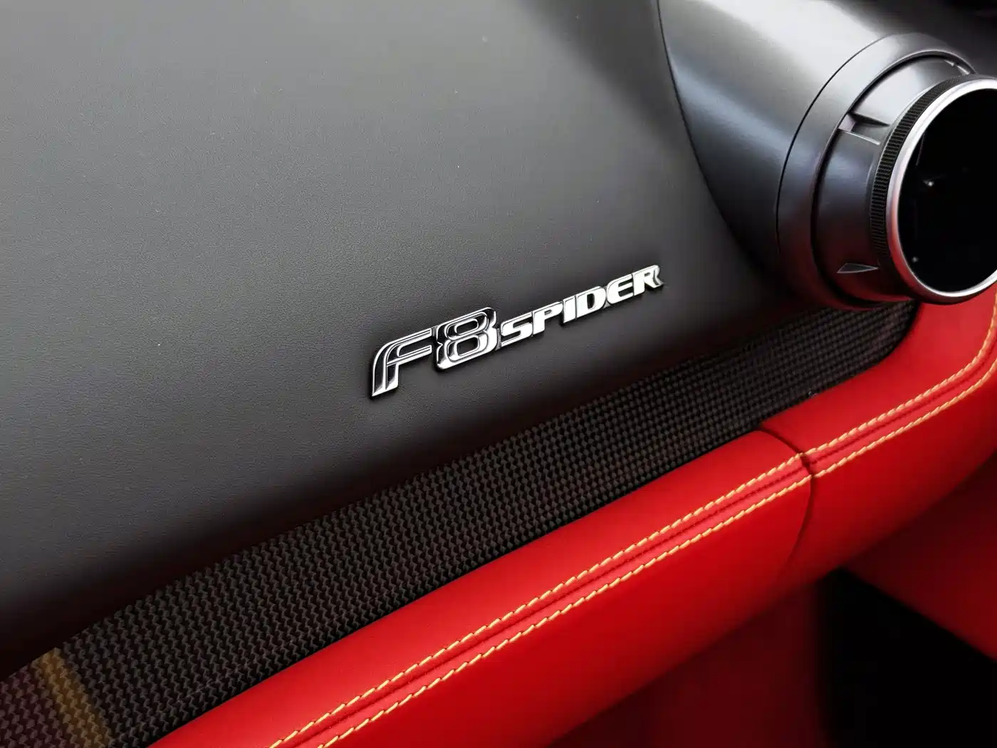 Ferrari F8 2023 2020 Spider 3.9T V8