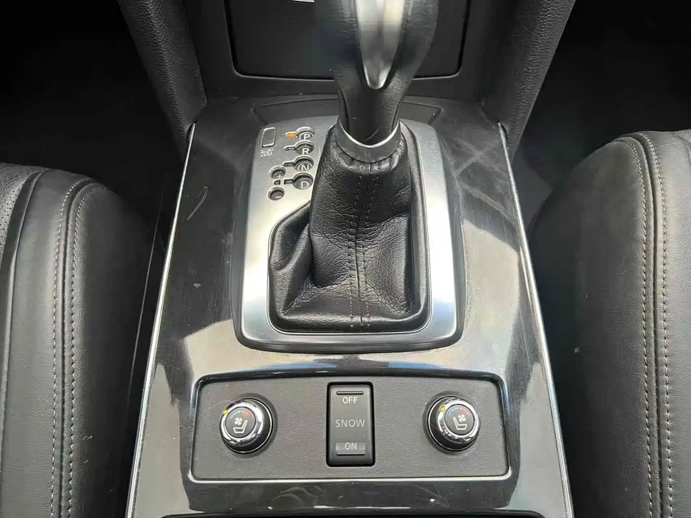 Infiniti QX70 2015 2013 3.7L Standard Edition