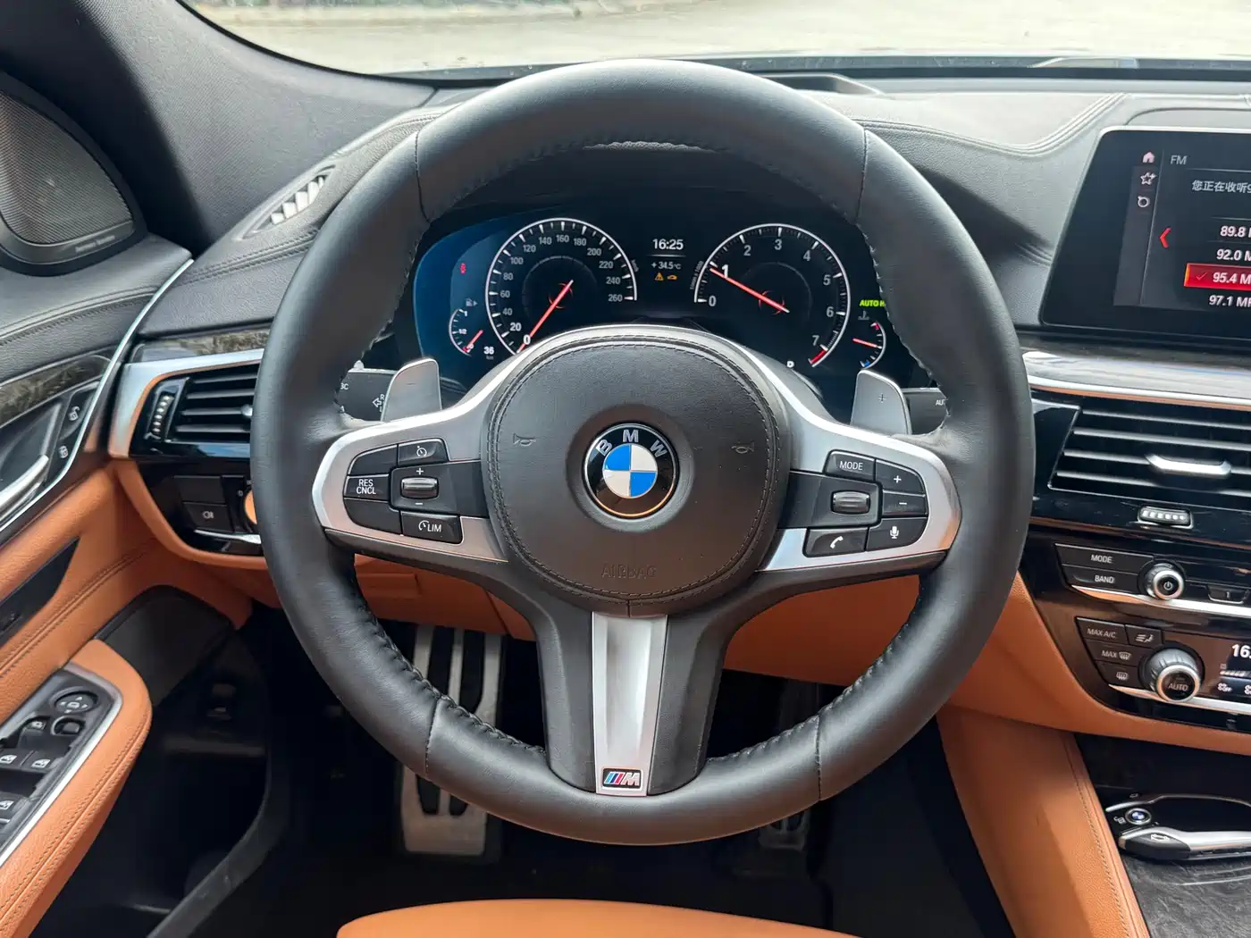 BMW 6 Series GT 2019 630i M Sport Package фото 18