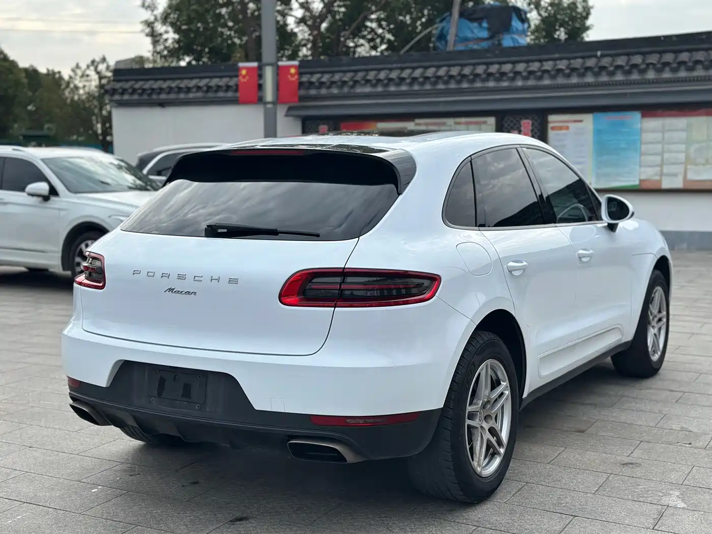 Porsche Macan 2017 Macan 2.0T фото 10