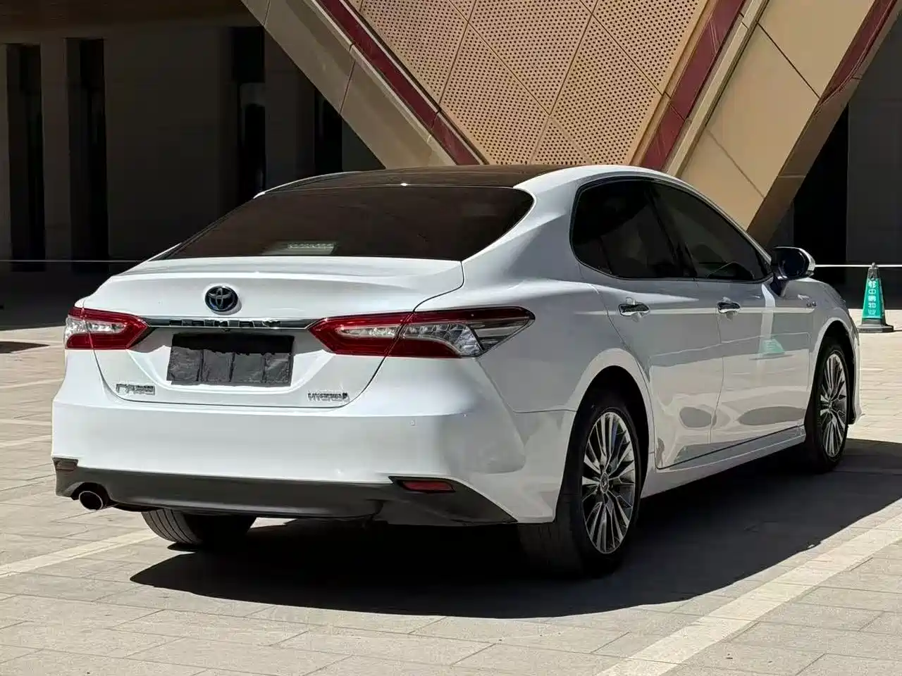 Toyota Camry 2019 Hybrid 2.5HG Luxury Edition China V фото 6