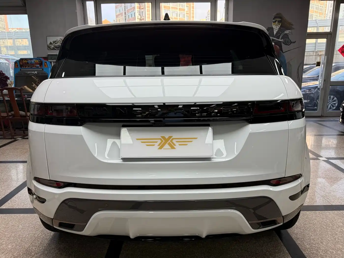 Land Rover Range Rover Evoque 2020 Model 249PS R-DYNAMIC S Gloss Black Sport Tech Edition фото 6