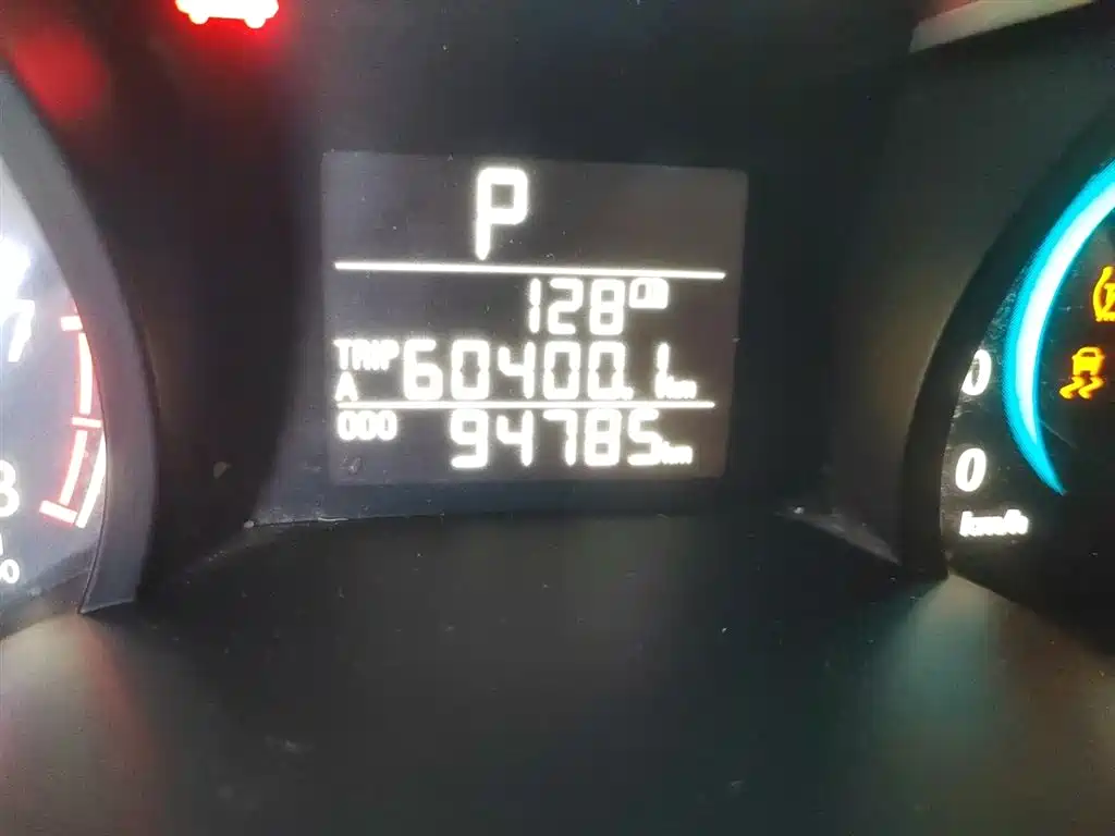 Chevrolet Cavalier 2018 320 Auto Enjoy Sunroof Edition фото 5