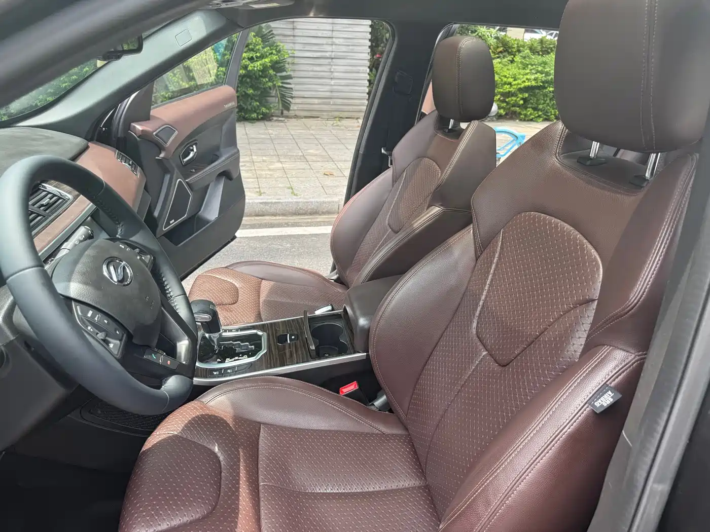 Landwind X7 2016 2016 2.0T Panorama Luxury
