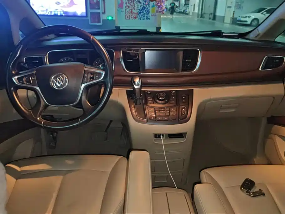 Buick GL8 2018 28T Luxury Model China VI фото 12