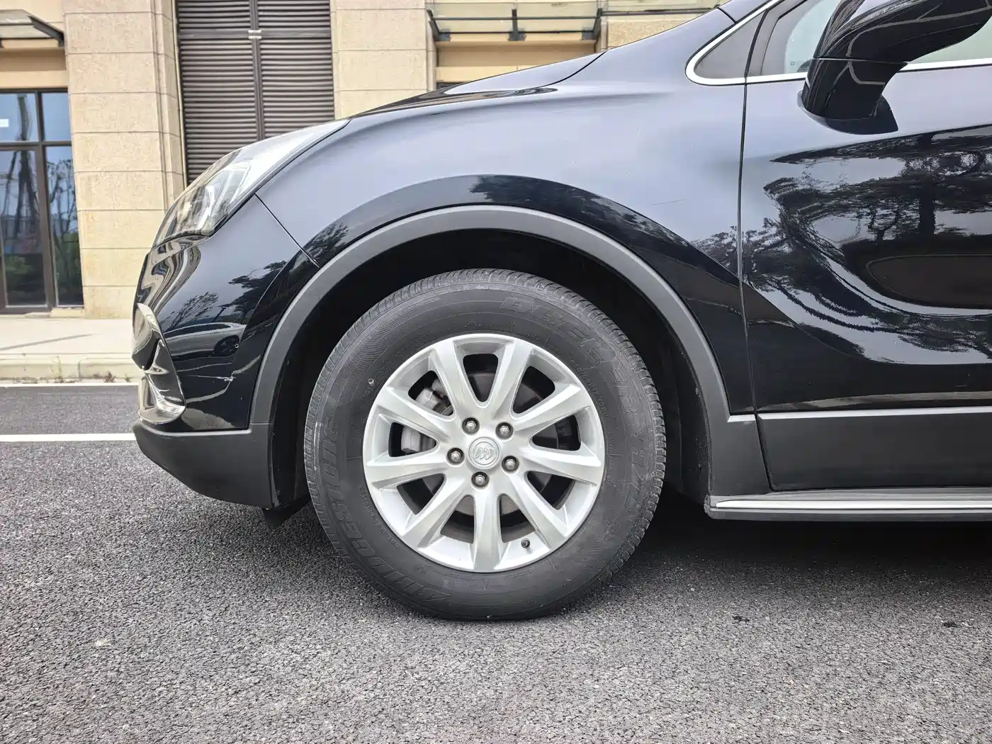Buick Envision Plus 2020 20T FWD Leading фото 21