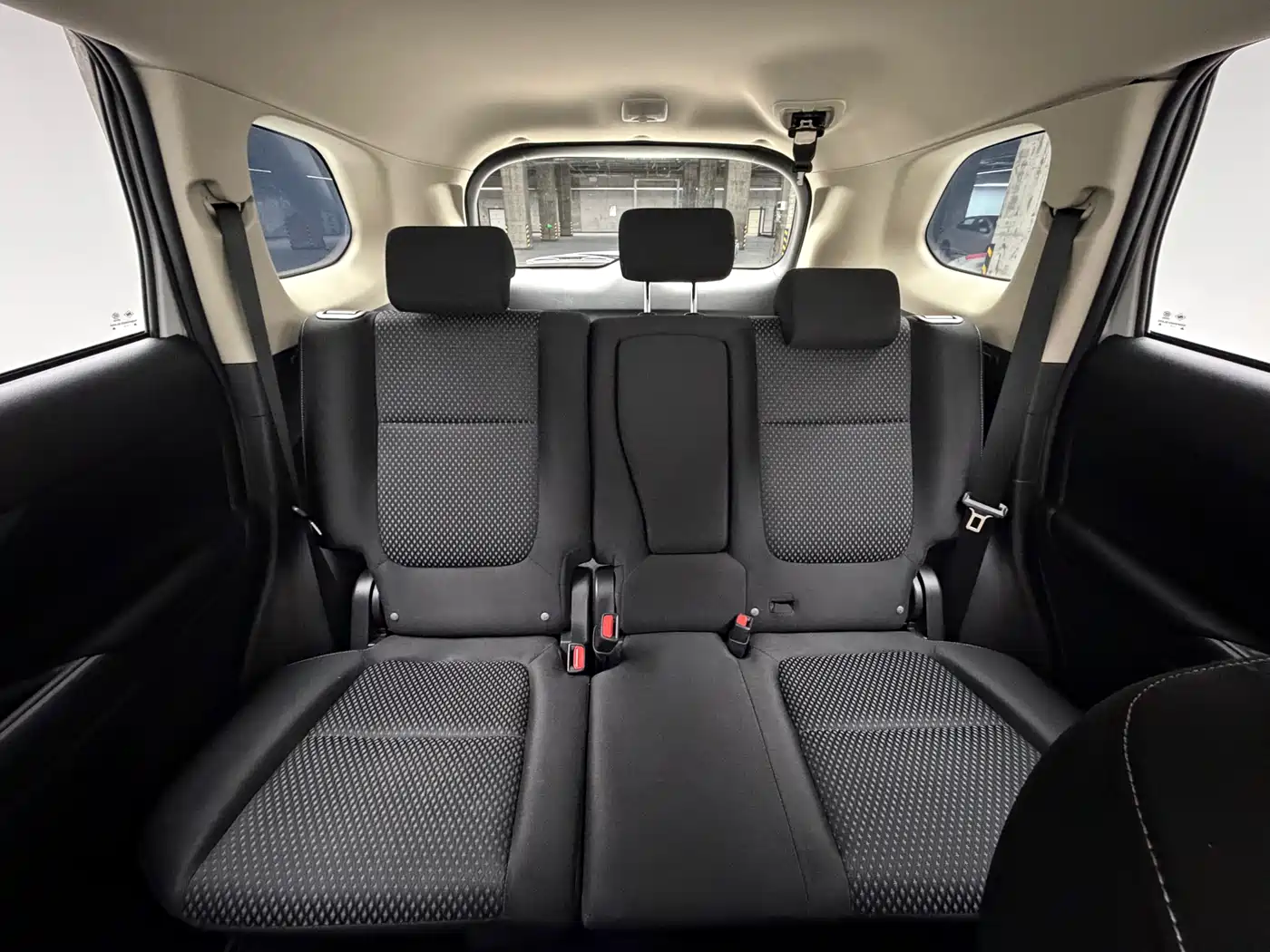 Mitsubishi Outlander 2020 2.0L 2WD Comfort 5-seater фото 16