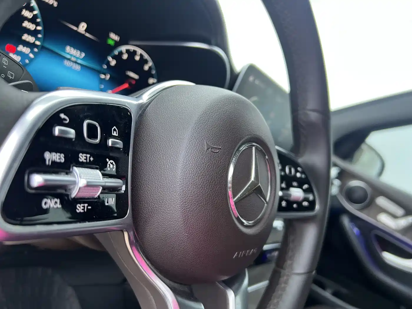 Mercedes-Benz GLC 2020 GLC 300 L 4MATIC Dynamic фото 27
