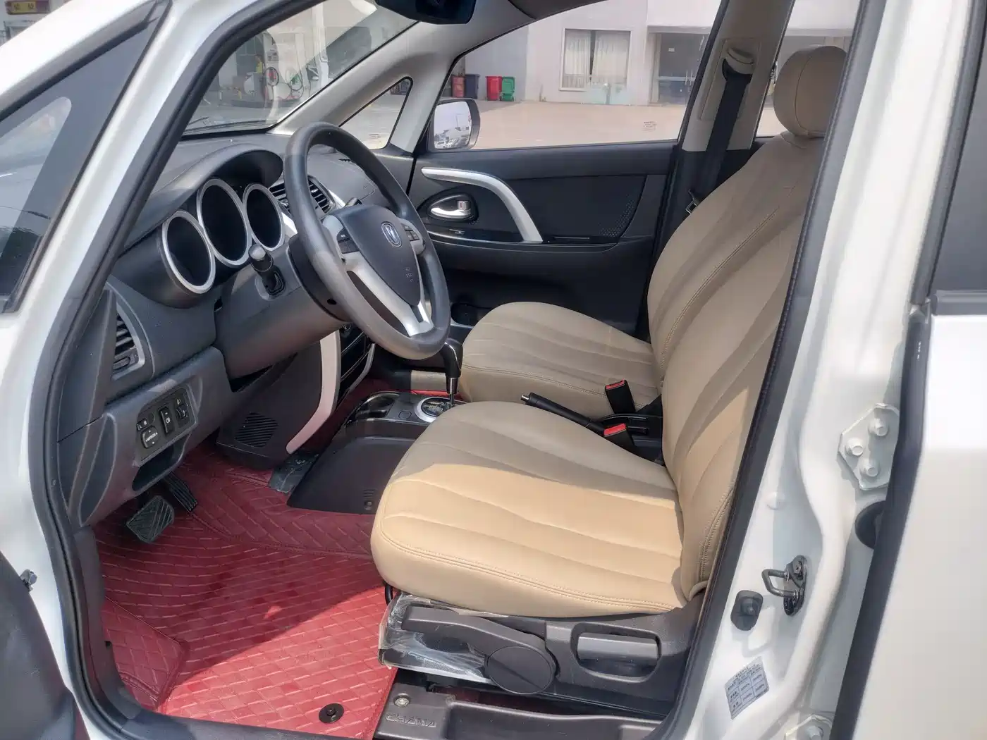 Changan CX20 2015 2014 1.4L IMT Sunroof Navigation China IV
