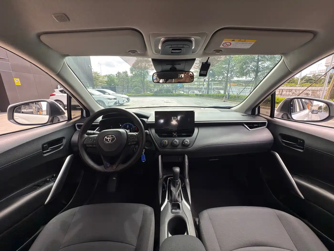 Toyota Corolla Cross 2023 2.0L Pioneer Edition фото 12