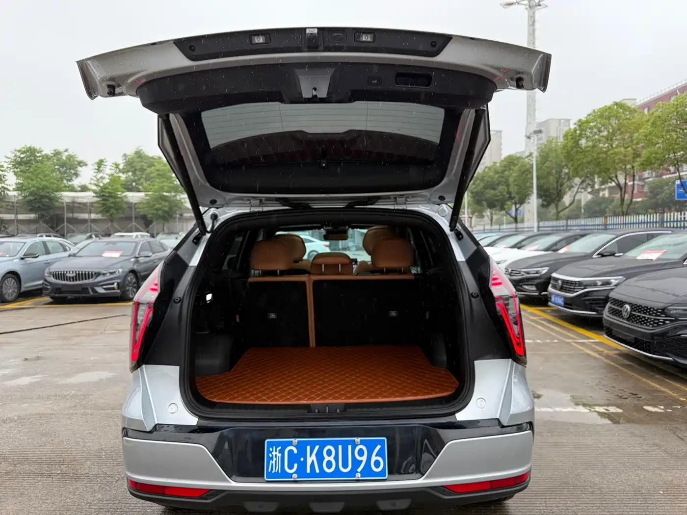 Geely Atlas L 2025 2025 4th Gen 1.5TD DCT Splendor