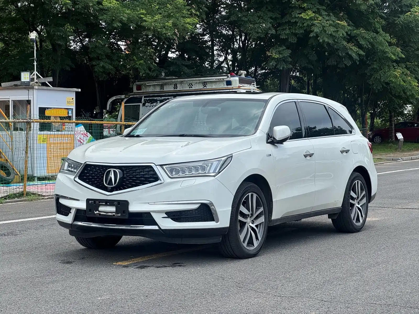 صورة 1 - Acura MDX